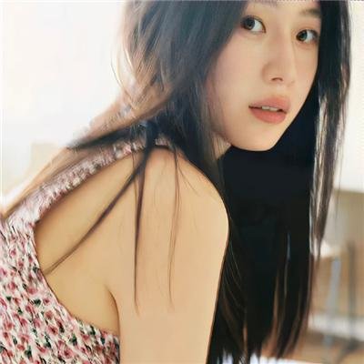哆啦美与青色稻草人